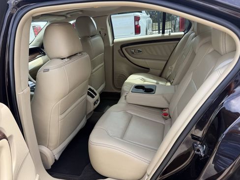 Used 2013 Ford Taurus Limited FWD image 13
