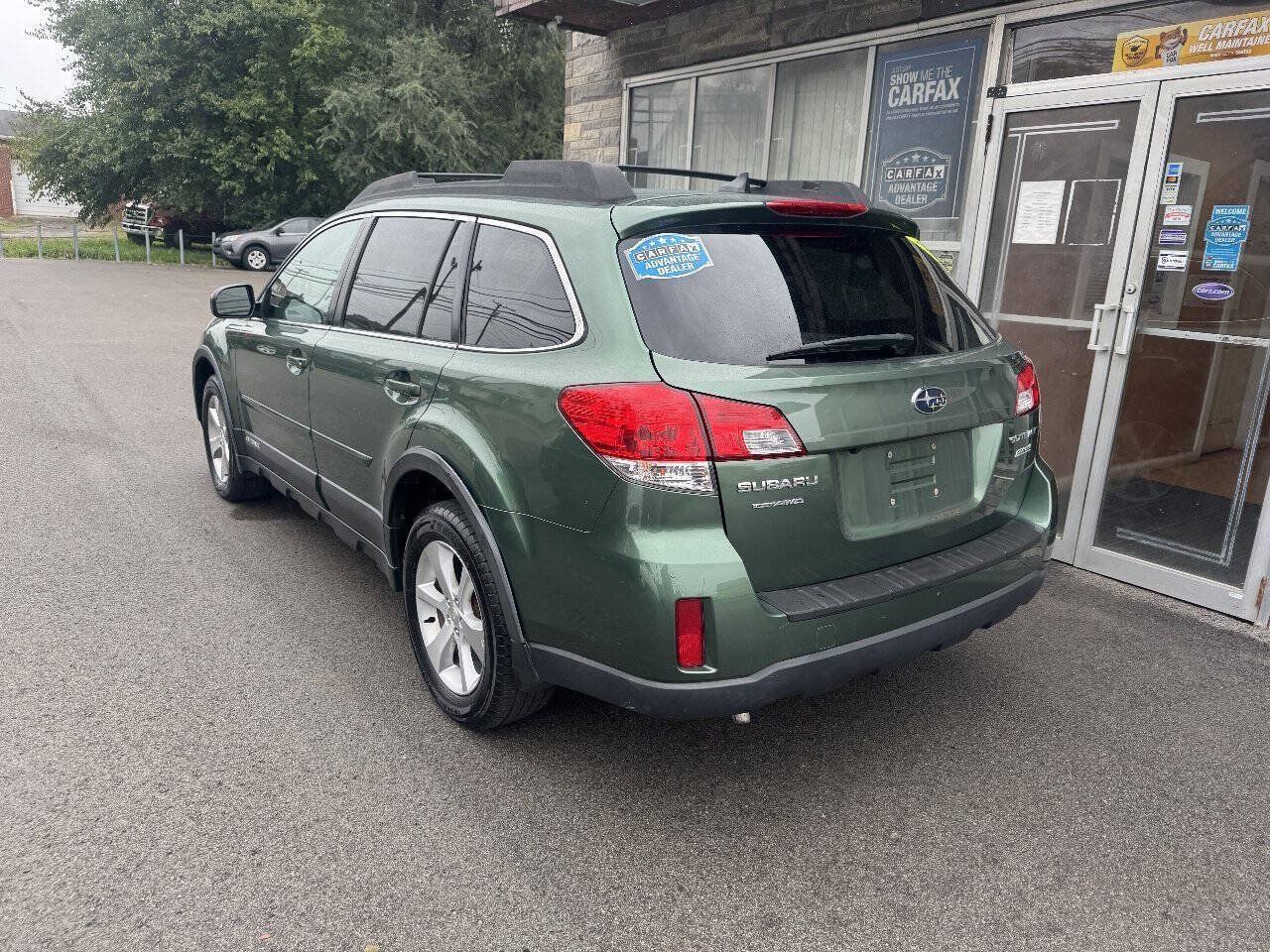 Used 2014 Subaru Outback 2.5i Limited AWD/4WD image 3