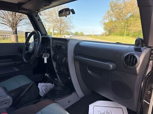 Used 2008 Jeep Wrangler X image 12
