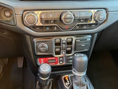 Used 2025 Jeep Wrangler Unlimited Rubicon 4xe w/ Safety Group image 21