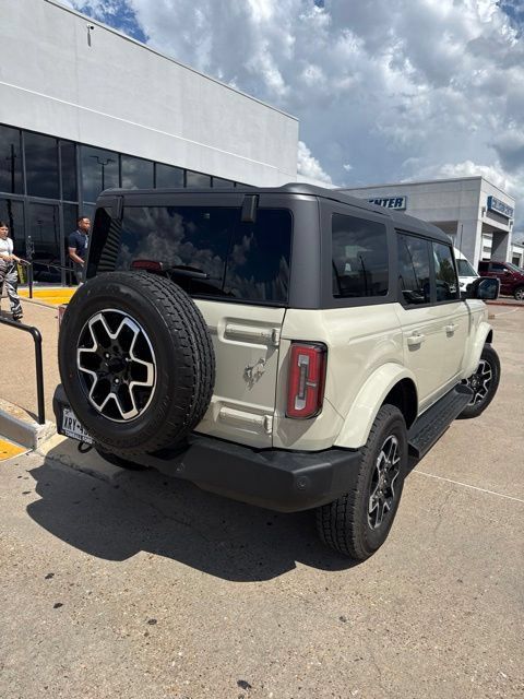 Used 2025 Ford Bronco Outer Banks AWD/4WD image 7