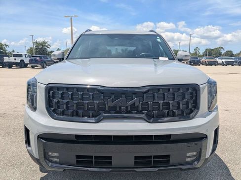 Certified 2025 Kia Telluride SX X-Line AWD/4WD image 4