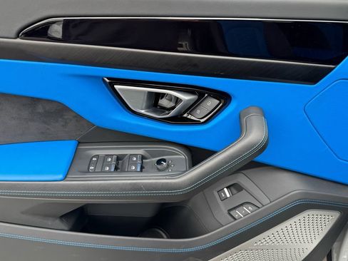 Used 2022 Lamborghini Urus image 40