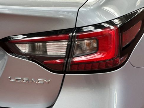 Used 2025 Subaru Legacy Premium AWD/4WD image 35