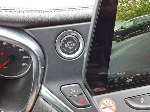 Used 2025 Chevrolet Blazer LT FWD image 27
