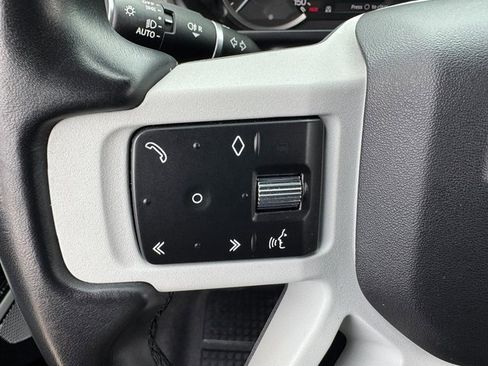 Used 2023 Land Rover Defender 130 S image 23