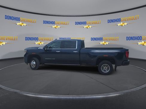 Used 2022 GMC Sierra 3500 Denali w/ Denali Ultimate Package AWD/4WD image 9