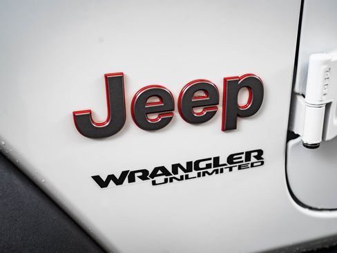Used 2021 Jeep Wrangler Unlimited Rubicon image 14