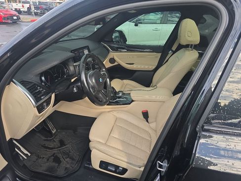 Used 2019 BMW X3 M40i w/ Premium Package image 5