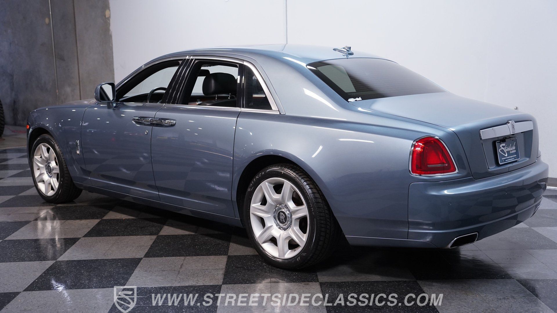Used 2010 Rolls-Royce Ghost RWD image 8