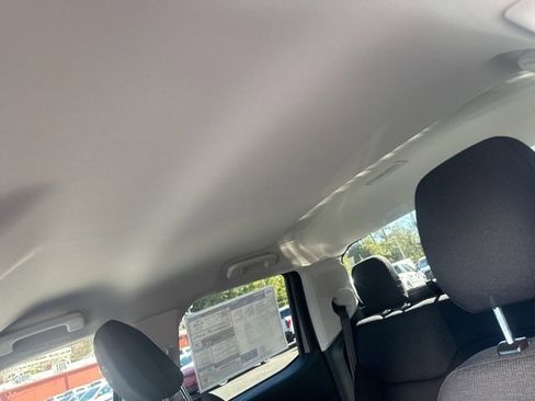 New 2025 Ford Maverick XL image 15