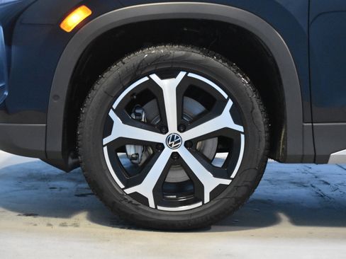 New 2026 Volkswagen Tiguan SE image 20