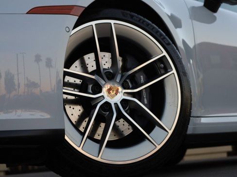 Used 2025 Porsche 911 Carrera image 50