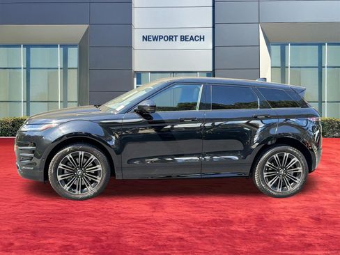 Used 2026 Land Rover Range Rover Evoque Dynamic SE AWD/4WD image 2