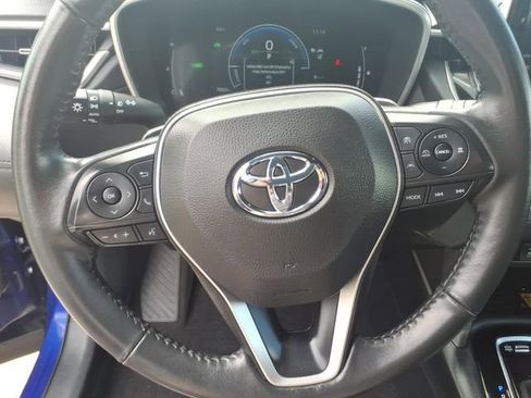 Used 2023 Toyota Corolla Cross AWD Hybrid image 6
