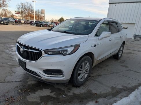 Used 2018 Buick Enclave Premium image 25