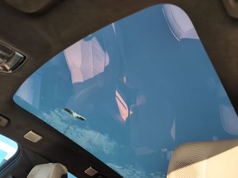 New 2025 Cadillac Escalade IQ Sport 2 w/ LPO, ONYX Package image 10