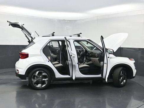 Used 2023 Hyundai Venue SEL w/ Cargo Package FWD image 36