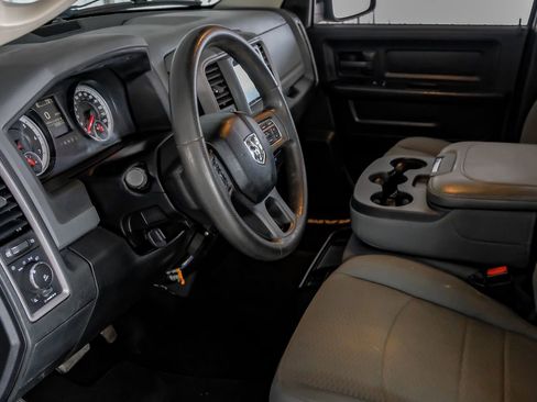 Used 2014 RAM 1500 Express image 13