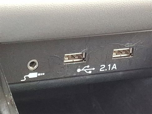 Used 2020 Subaru Outback Premium image 22