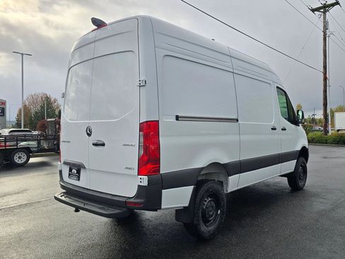 New 2026 Mercedes-Benz Sprinter 144 Cargo image 6