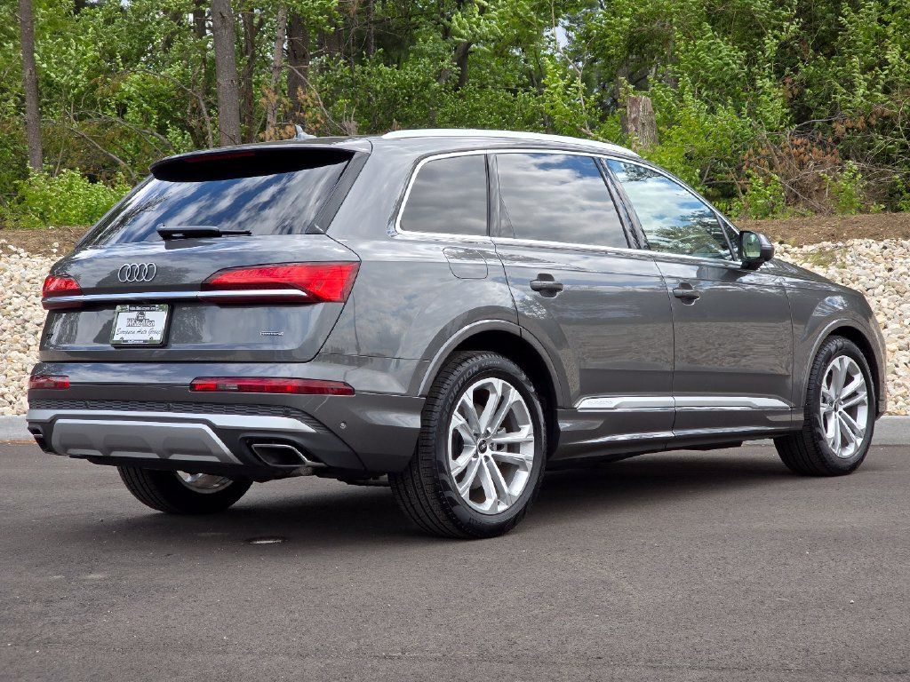 Used 2026 Audi Q7 3.0T Premium Plus w/ Premium Plus Package AWD/4WD image 27