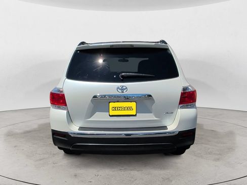 Used 2012 Toyota Highlander Limited w/ Tow Pkg AWD/4WD image 6