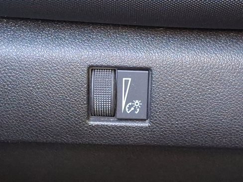 Certified 2023 Chevrolet Colorado Z71 w/ Z71 Convenience Package 2 image 24