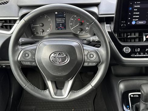 Used 2025 Toyota Corolla SE FWD image 16