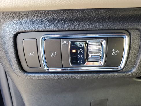 New 2026 Lincoln Corsair Premiere image 14