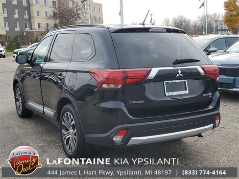 Used 2016 Mitsubishi Outlander SEL image 6