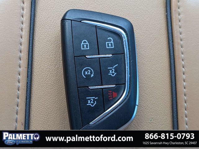 Used 2023 Cadillac Escalade Premium Luxury AWD/4WD image 31