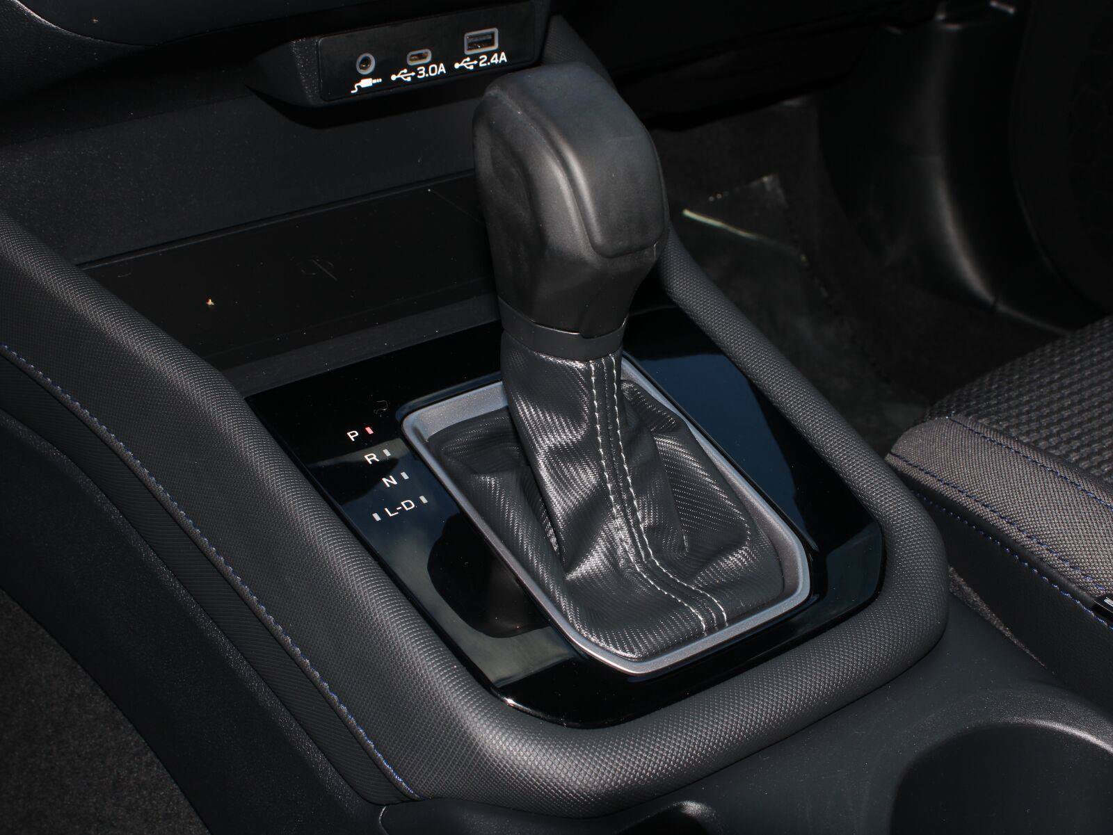 Certified 2025 Subaru Forester Premium AWD/4WD image 16