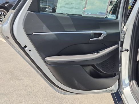 Used 2025 Hyundai Sonata SEL FWD image 27