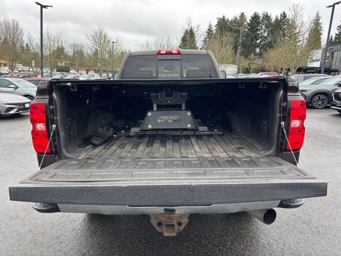 Used 2016 Chevrolet Silverado 3500 LTZ image 11