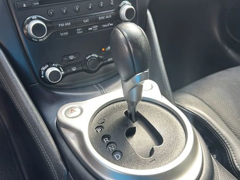 Used 2019 Nissan 370Z Touring Sport image 16