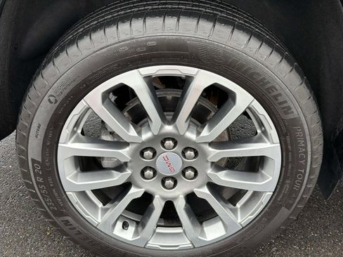 Certified 2023 GMC Acadia Denali w/ Denali Technology Package AWD/4WD image 9