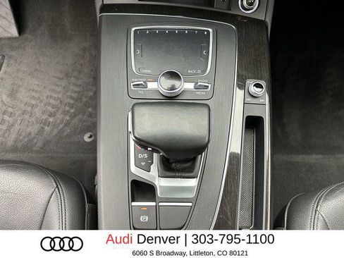 Used 2020 Audi Q5 Premium AWD/4WD image 20