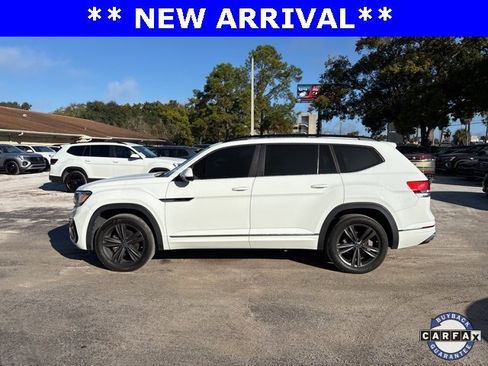 Used 2021 Volkswagen Atlas SE w/ Panoramic Sunroof Package image 17