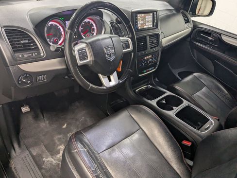 Used 2020 Dodge Grand Caravan GT FWD image 12