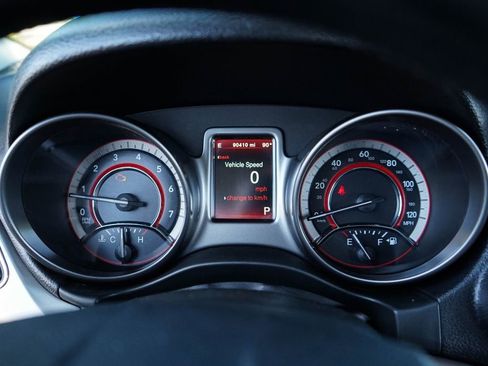 Used 2019 Dodge Journey Crossroad AWD/4WD image 25