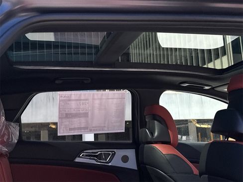 New 2026 Kia Sportage SX image 12