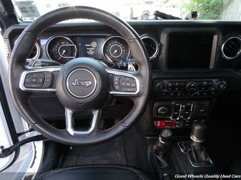 Used 2023 Jeep Wrangler Unlimited Rubicon 392 w/ Xtreme Recon 35" Tire Package AWD/4WD image 15