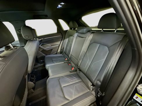 Used 2020 Audi Q3 2.0T Premium Plus w/ Premium Plus Package image 30