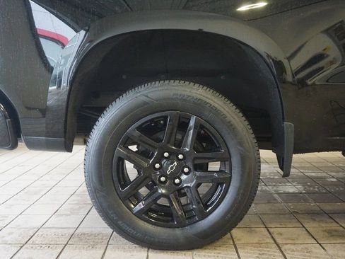 Used 2022 Chevrolet Silverado 1500 LT Trail Boss w/ Convenience Package II image 32