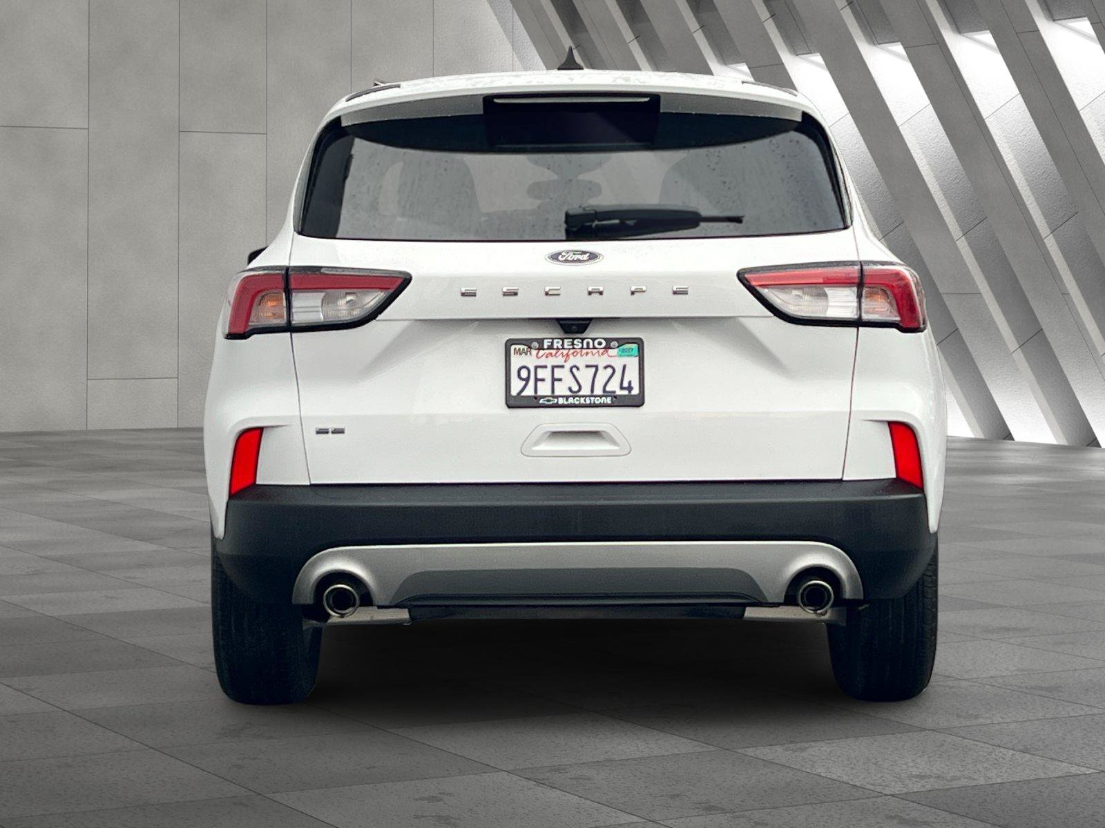 Used 2022 Ford Escape SE FWD image 5