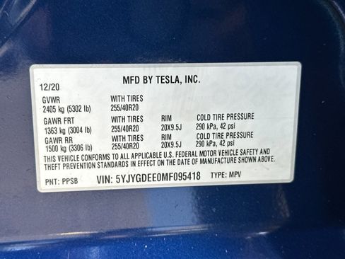 Used 2021 Tesla Model Y Long Range image 32