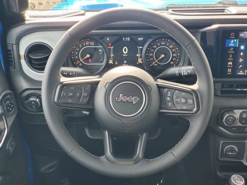 New 2026 Jeep Gladiator Sport image 18