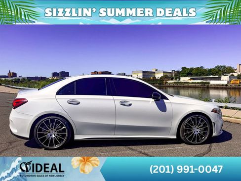 Used 2020 Mercedes-Benz A 35 AMG 4MATIC image 8
