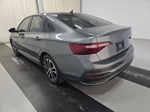 Used 2024 Volkswagen Jetta Sport FWD image 5